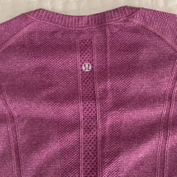 Lululemon top - Picture 2 of 3